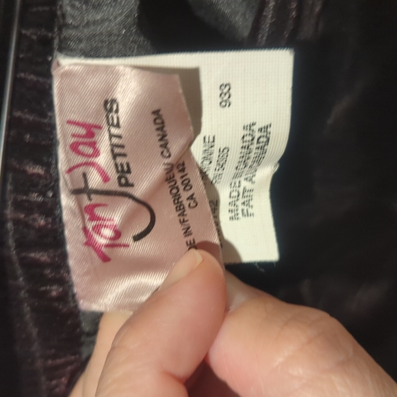 Tan Jay black velvet skirt size 4 - Picture 3 of 6